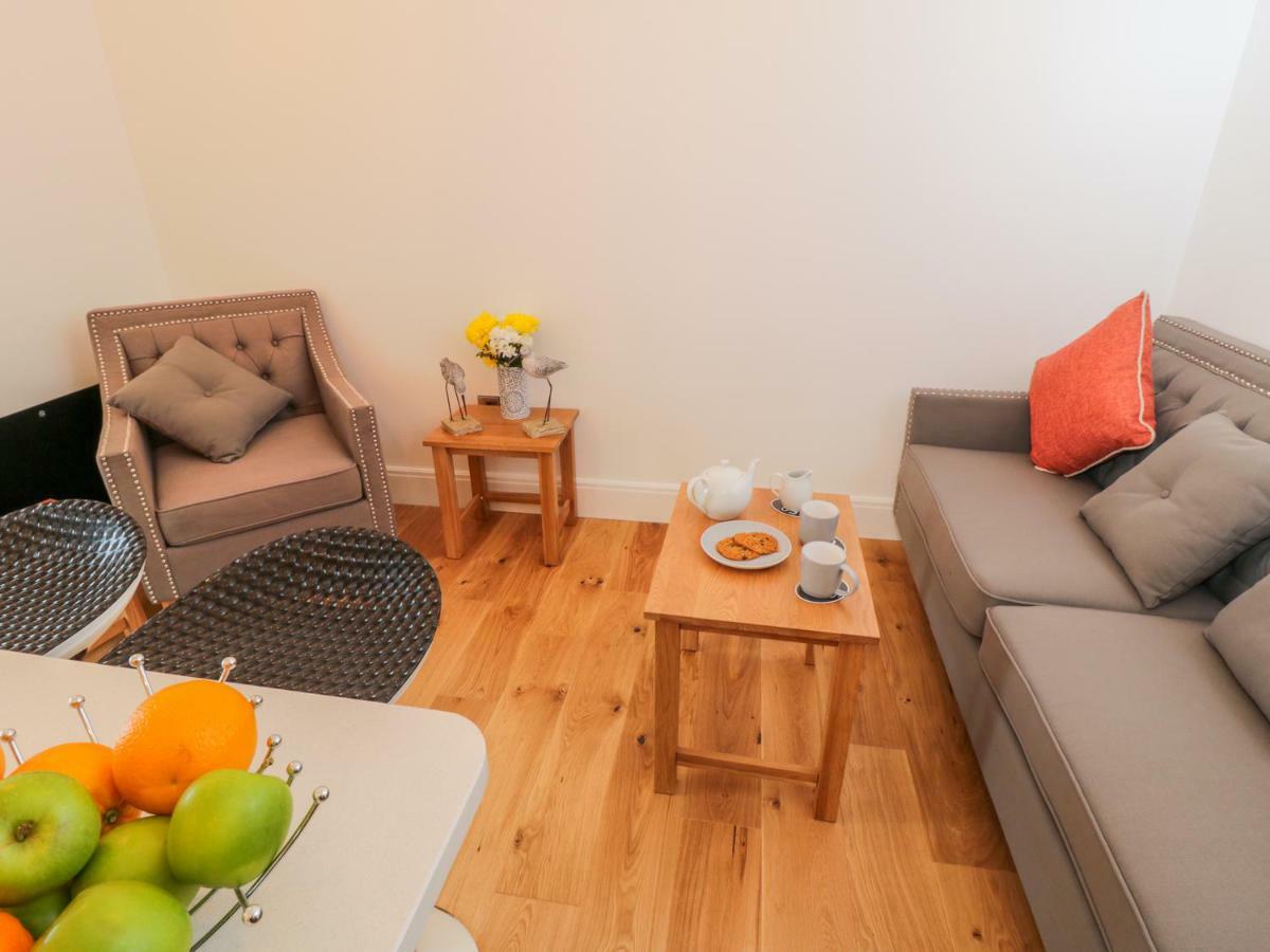 Evening Star Engine Shed Apartment Уитби Екстериор снимка